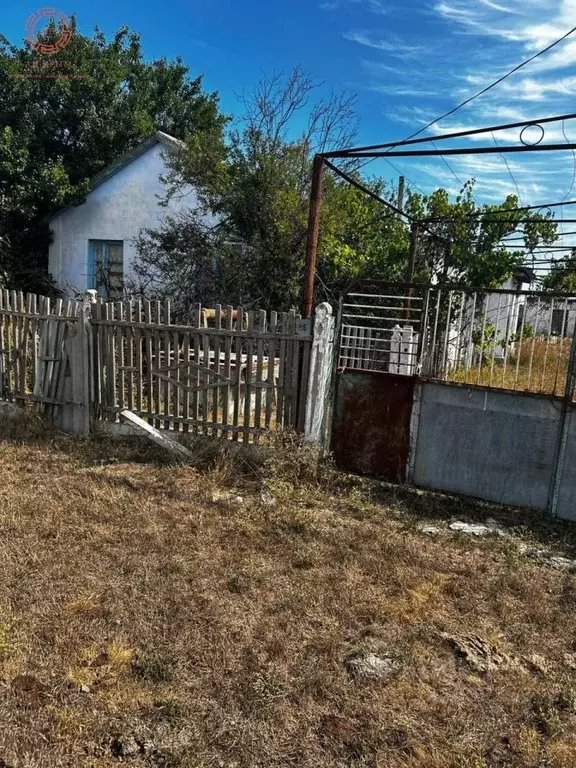 Дом в Крым, Ленинский район, с. Семисотка ул. Восточная (76 м) - Фото 1