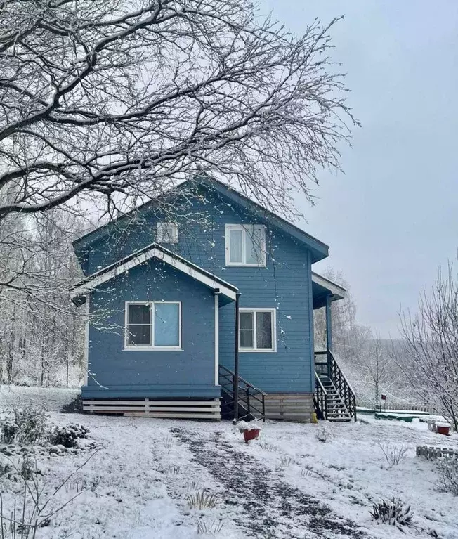 Дом в Новгородская область, Новгородский район, Савинское с/пос, д. ... - Фото 1