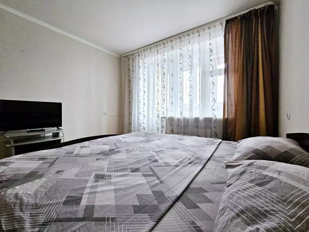 2-к кв. Чувашия, Чебоксары ул. Федора Гладкова, 22 (75.0 м) - Фото 1