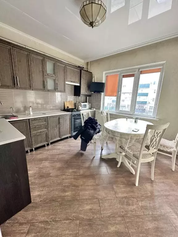 3-к кв. Адыгея, Тахтамукайский район, Яблоновский пгт ул. Кобцевой, ... - Фото 1