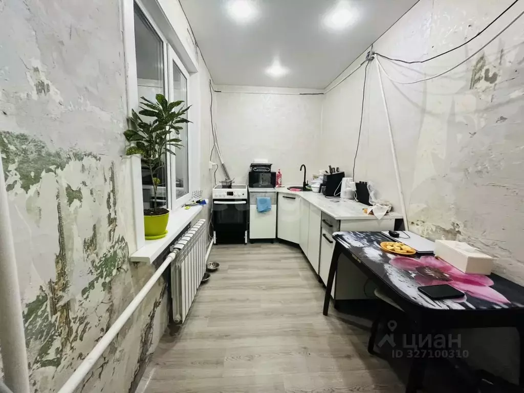 Дом в Хабаровский край, Ванинский район, Октябрьский рп ул. Суворова, ... - Фото 1