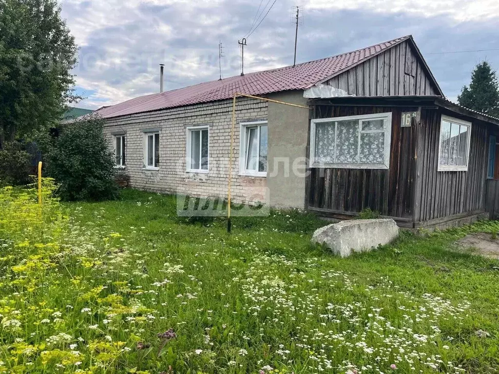 Дом в Свердловская область, Артемовский Дальневосточная ул., 16 (45 м) - Фото 0