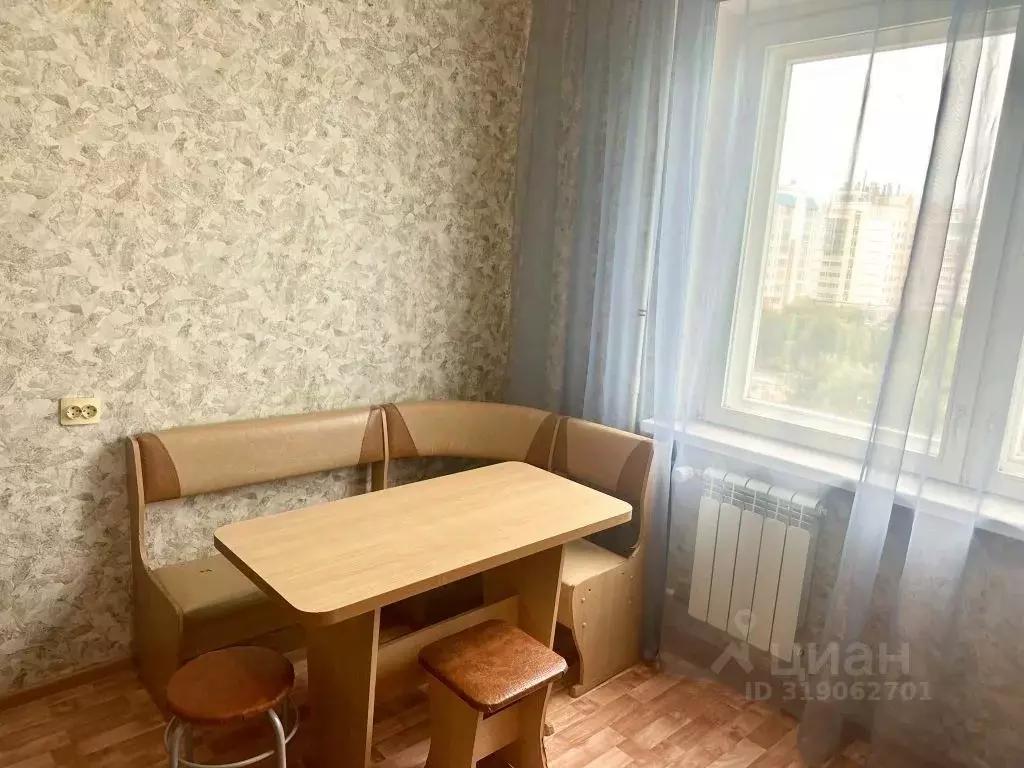 2-к кв. Орловская область, Орел бул. Молодежи, 15 (60.0 м) - Фото 2