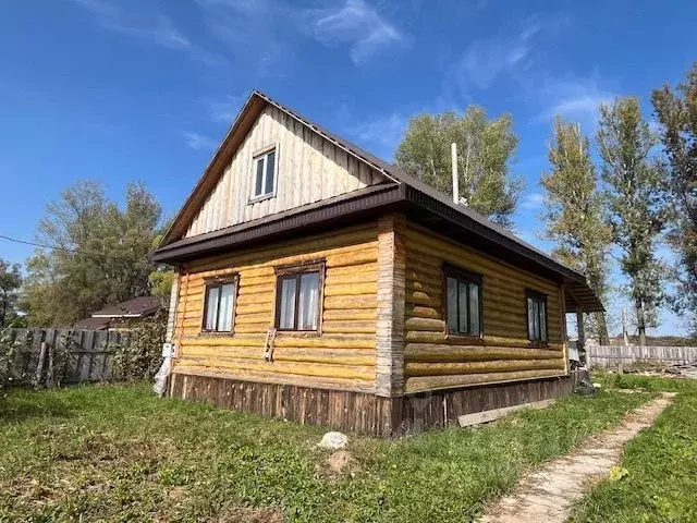 Дом в Башкортостан, Иглинский район, Акбердинский сельсовет, с. ... - Фото 0