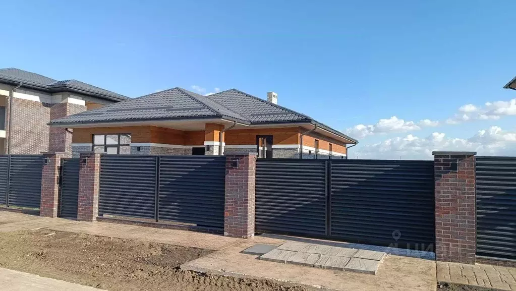 Дом в Адыгея, Тахтамукайский район, Козет аул ул. Молодежная (126 м) - Фото 0