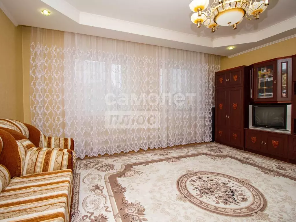 Коттедж в Ульяновская область, Ульяновск пер. 1-й Декабристов, 53 (348 ... - Фото 1