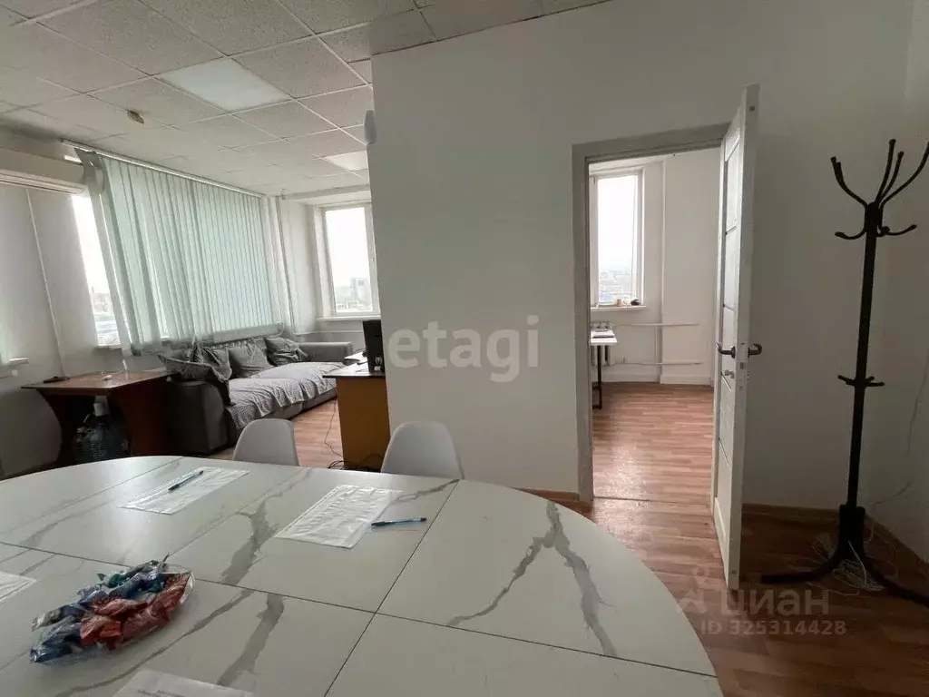 Офис в Свердловская область, Екатеринбург ул. Колмогорова, 3 (222 м) - Фото 1