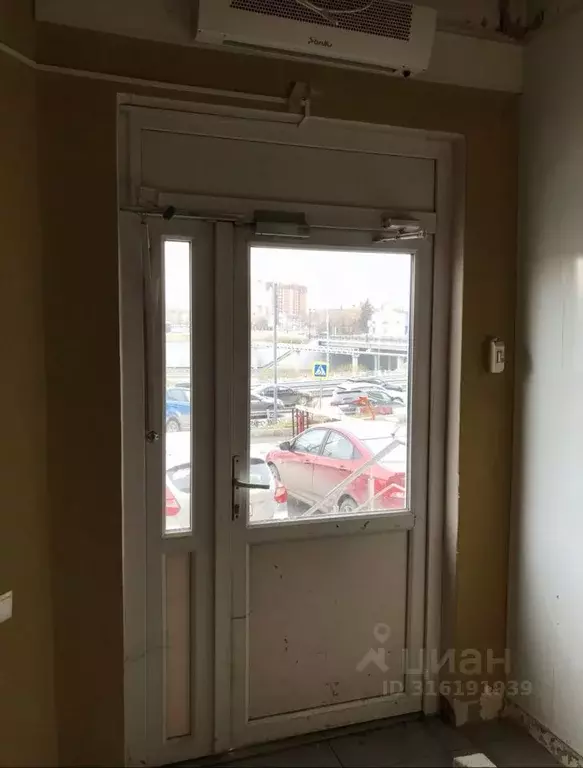 Помещение свободного назначения в Тюменская область, Тюмень Вокзальная ... - Фото 1