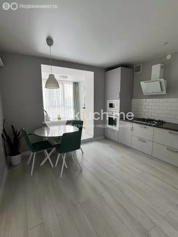 1-комнатная квартира: Казань, улица Салиха Батыева, 13 (50 м) - Фото 1