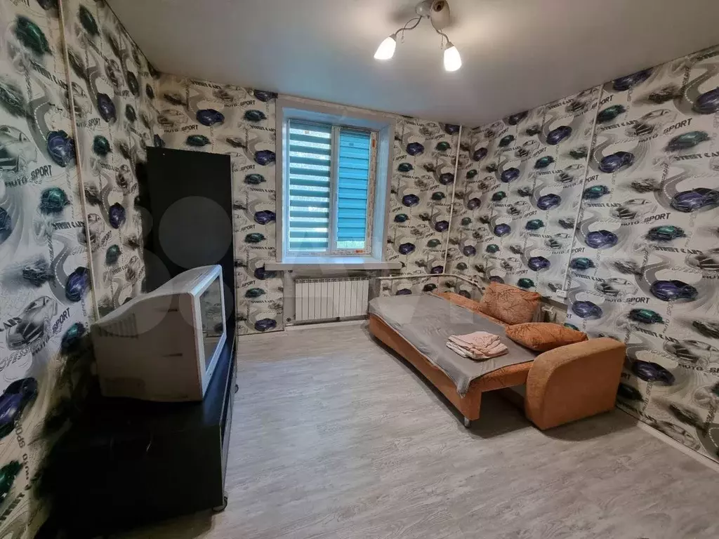 3-к. квартира, 70м, 1/2эт. - Фото 1