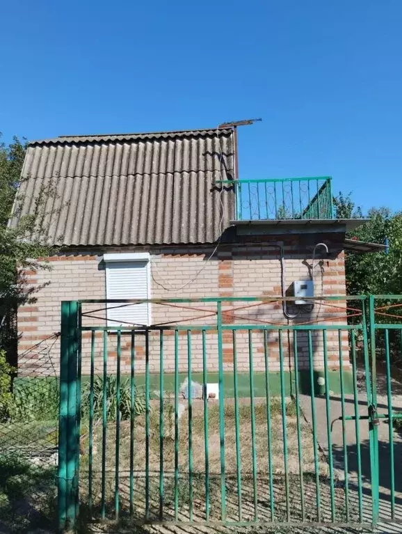 Дом в Ростовская область, Цимлянск Городок Энергетиков кв-л,  (30 м) - Фото 1