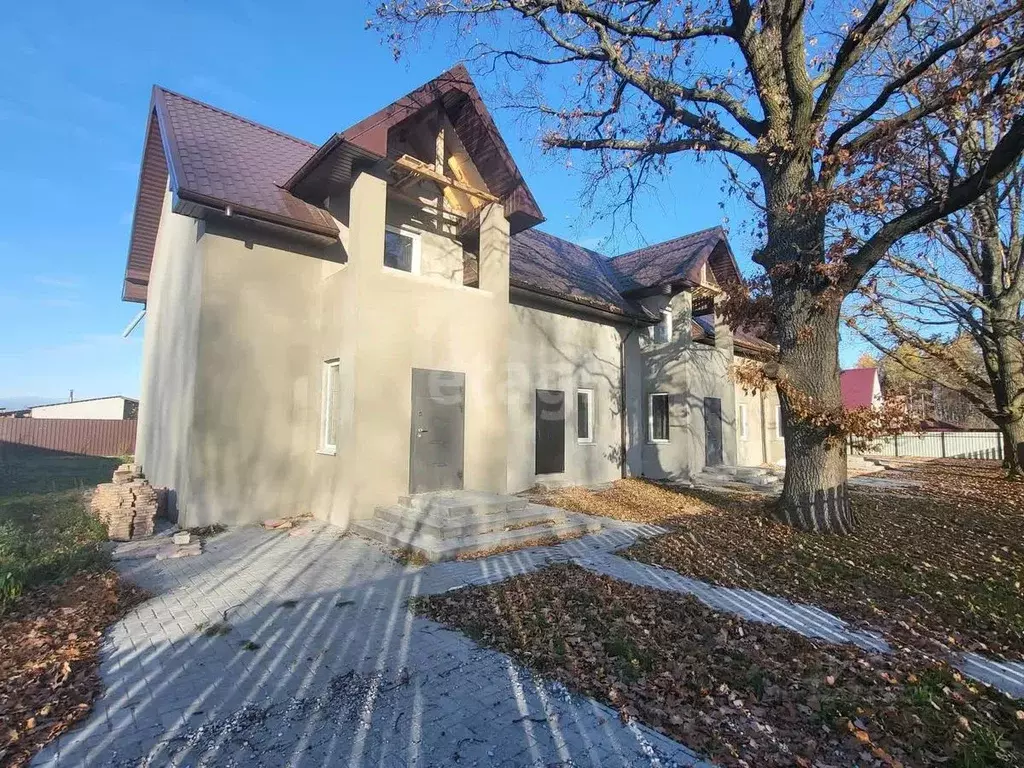 Дом в Калининградская область, Гвардейский муниципальный округ, пос. ... - Фото 1