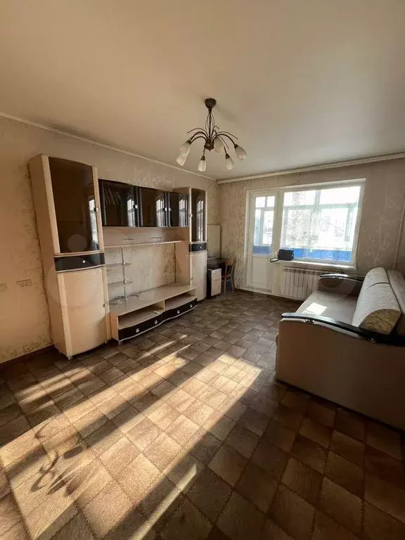 1-к. квартира, 40 м, 1/9 эт. - Фото 1