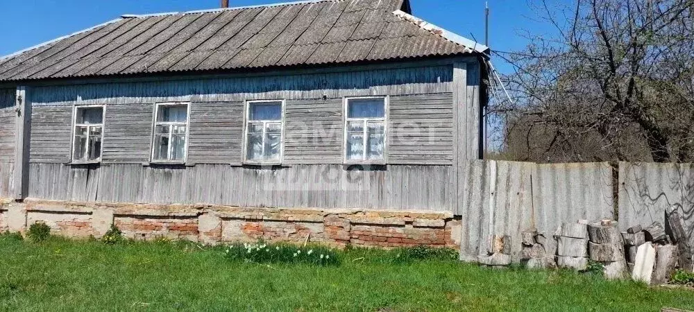 Дом в Курская область, Фатежский район, д. Верхний Хотемль 57 (51 м) - Фото 1