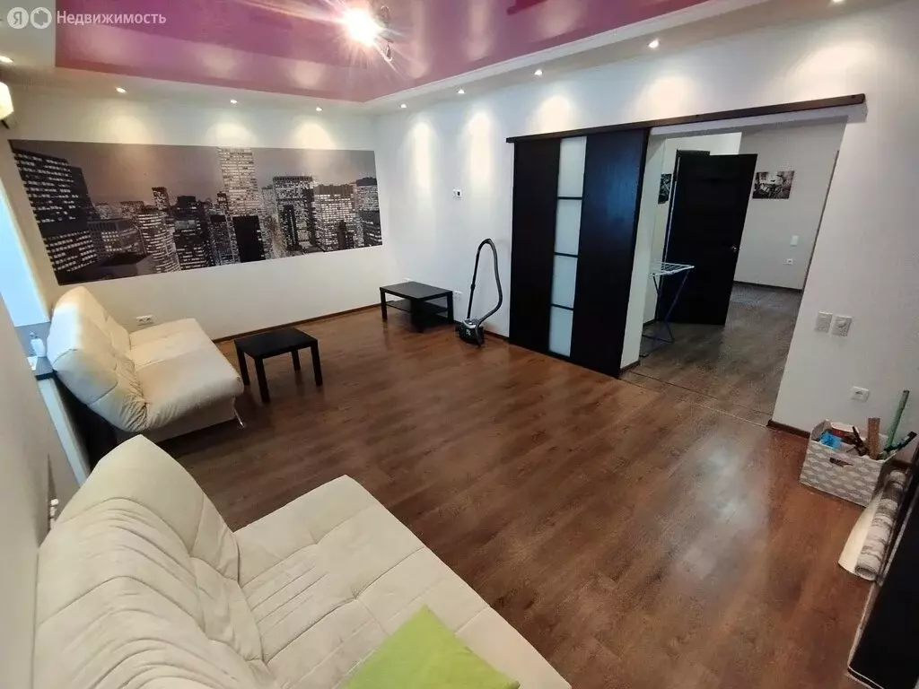 2-комнатная квартира: Астрахань, улица Победы, 54к6 (72 м) - Фото 1