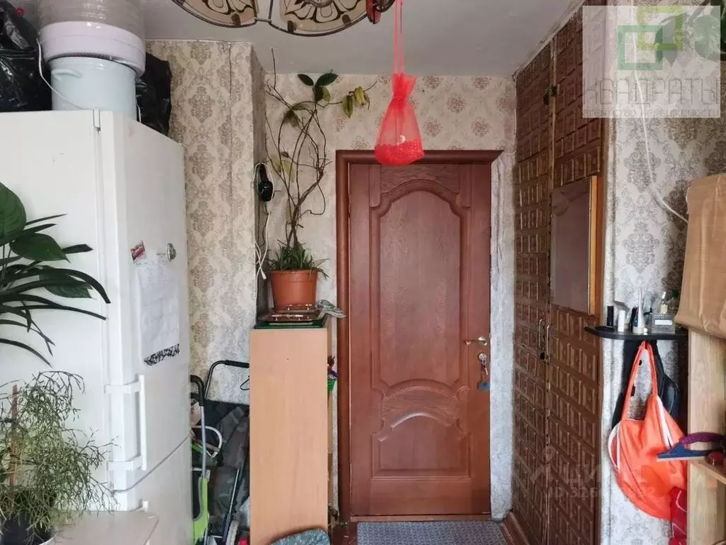 Комната Санкт-Петербург ул. Генерала Симоняка, 10 (14.5 м) - Фото 1