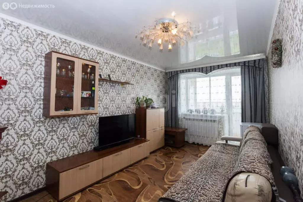 3-комнатная квартира: Абакан, Пирятинская улица, 18 (59.3 м) - Фото 1