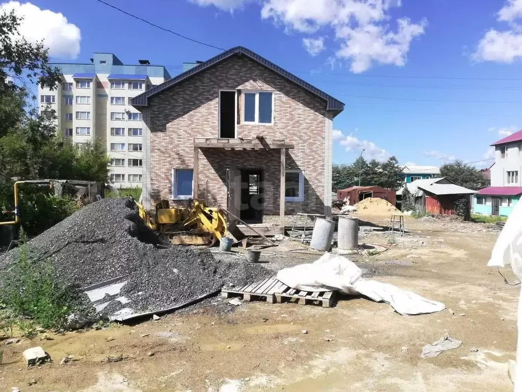 Дом в Сахалинская область, Южно-Сахалинск 19-й мкр, пер. ... - Фото 2