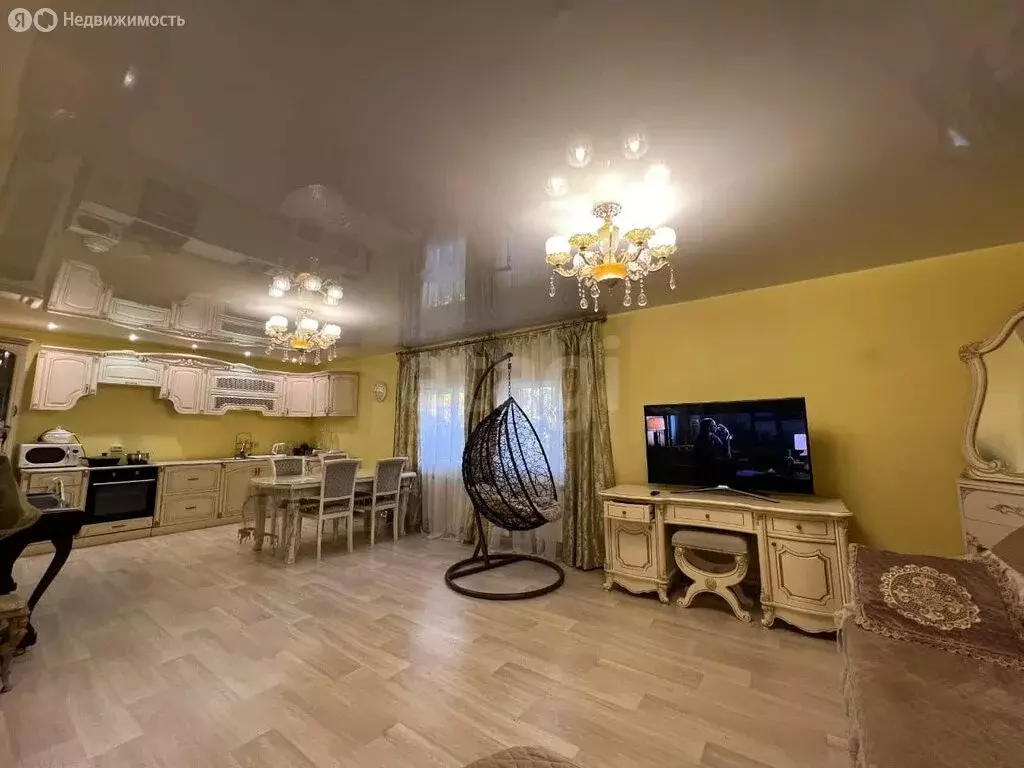 Дом в Якутск, улица Валерия Керемясова (220.2 м) - Фото 1