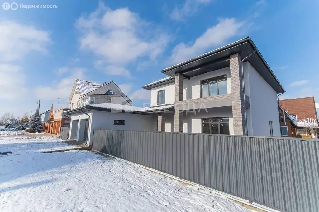 Дом в Барнаул, Знакомая улица, 6 (367.4 м) - Фото 1