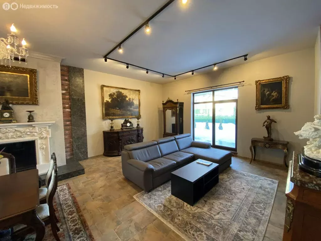 Дом в посёлок Холмогоровка, Венская улица, 40 (220 м) - Фото 1