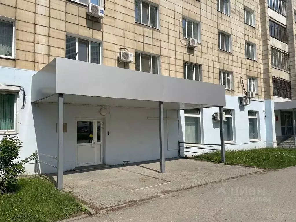 Торговая площадь в Пермский край, Пермь ул. Мира, 26 (195 м) - Фото 1