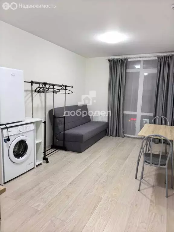 Квартира-студия: Екатеринбург, улица Евгения Савкова, 23/2 (21.5 м) - Фото 2