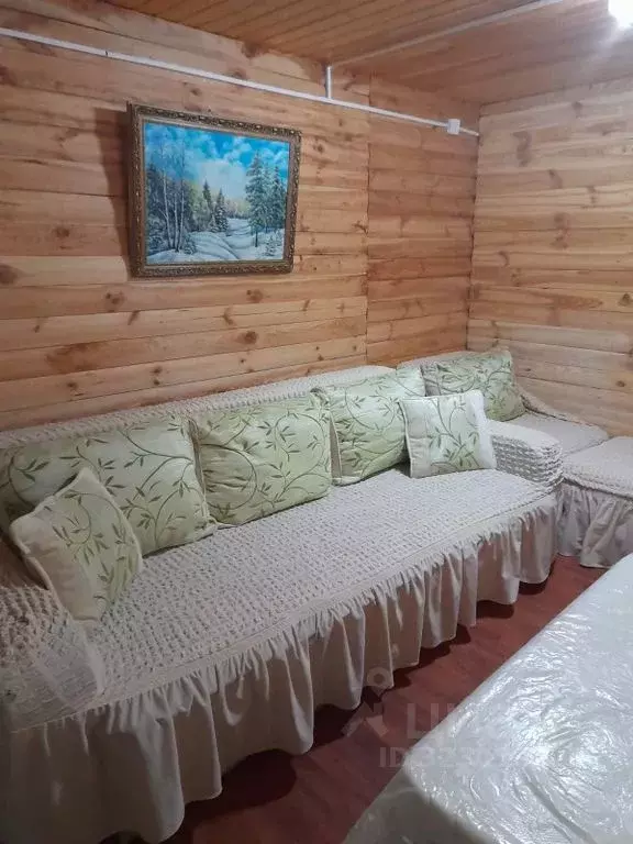 Дом в Волгоградская область, Урюпинск  (25 м) - Фото 1