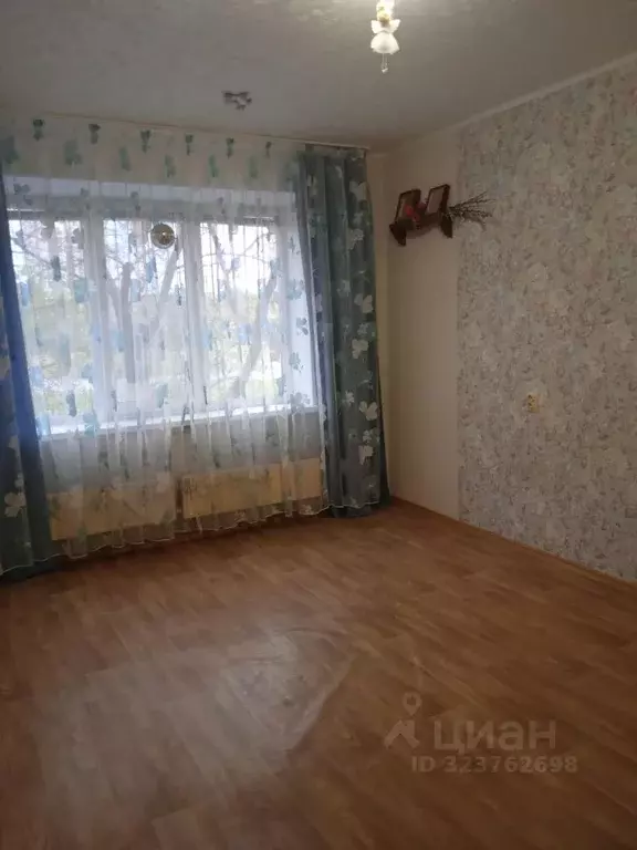 Комната Ульяновская область, Ульяновск просп. Врача Сурова, 22 (18.0 ... - Фото 1