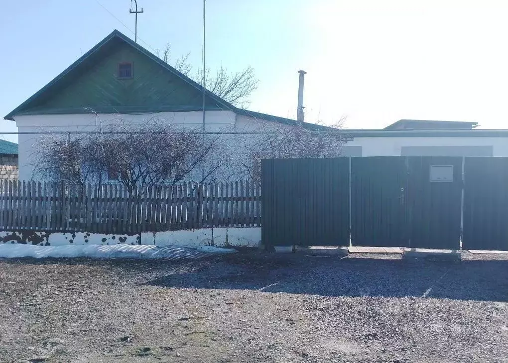 Дом в Свердловская область, Каменск-Уральский ул. Менделеева, 133 (114 ... - Фото 2