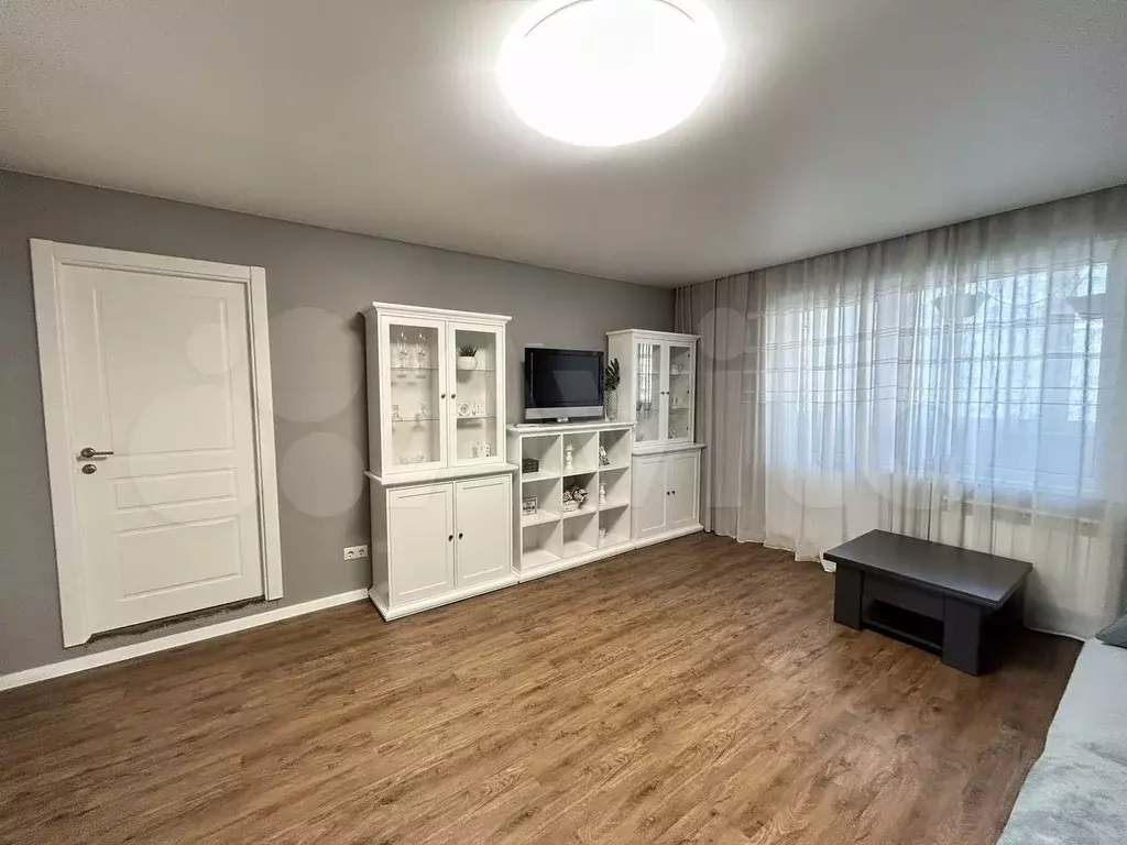 3-к. квартира, 60 м, 6/10 эт. - Фото 1