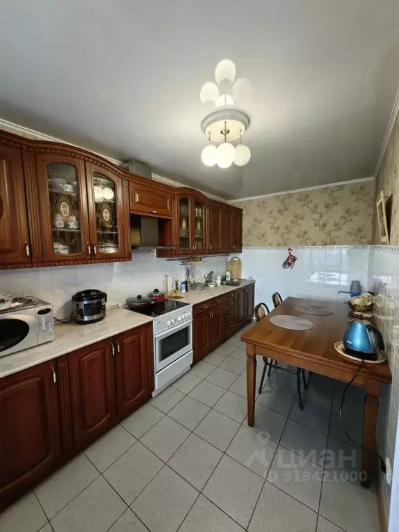 3-к кв. Томская область, Томск ул. Белинского, 35/1 (73.0 м) - Фото 0