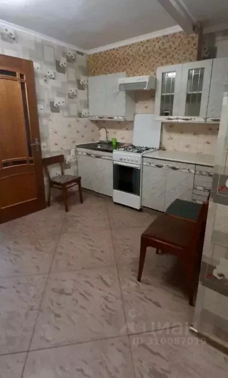 Гараж в Краснодарский край, Сочи Пластунская ул., 50/1 (35 м) - Фото 2