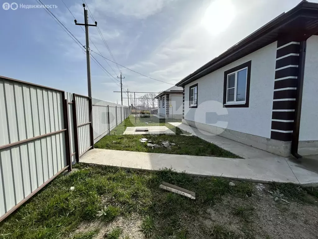 Дом в посёлок Стрелка, Лесная улица, 4 (85 м) - Фото 1