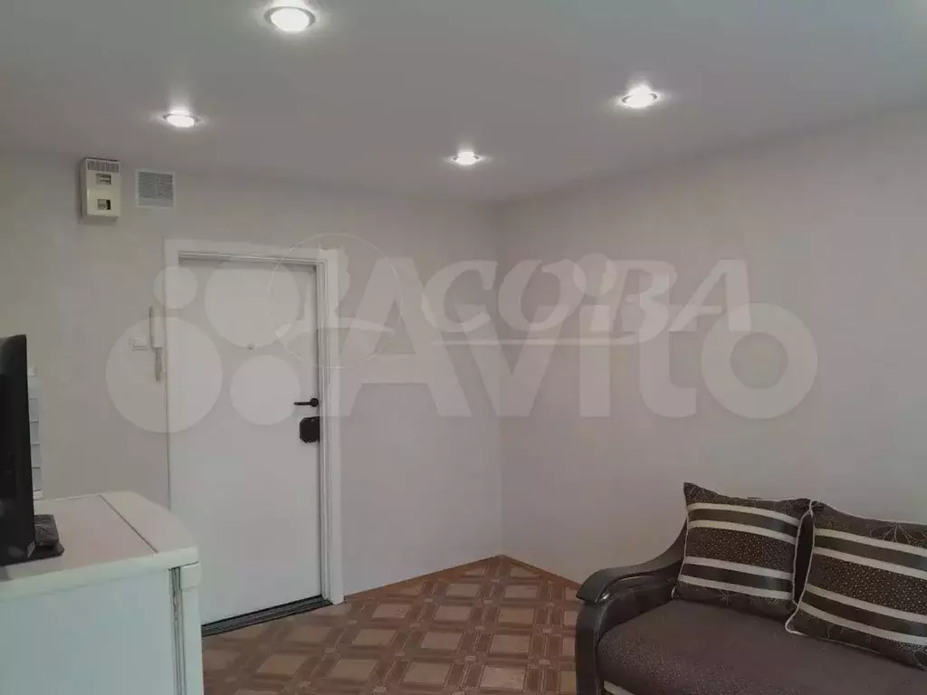 Комната 14 м в 1-к., 5/5 эт. - Фото 0