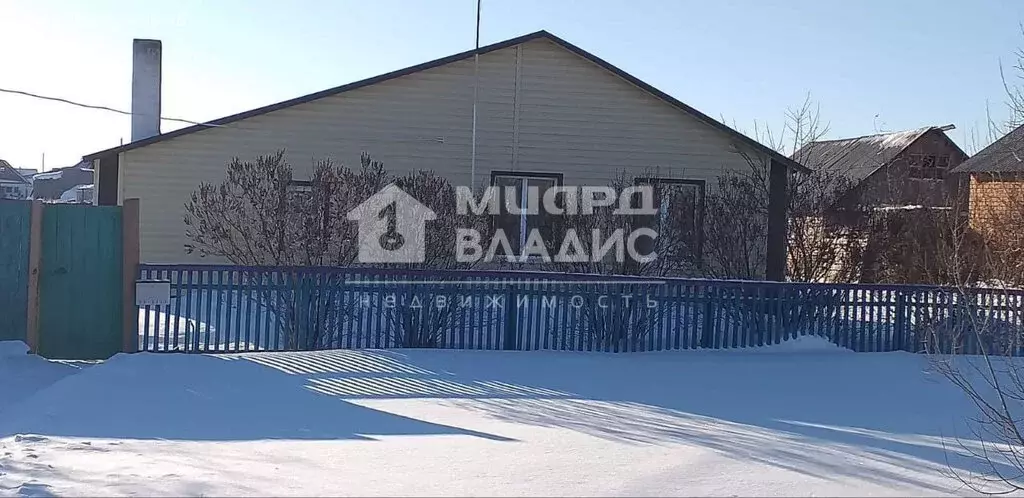 Дом в Нововаршавский район, село Бобринка (61.3 м) - Фото 0