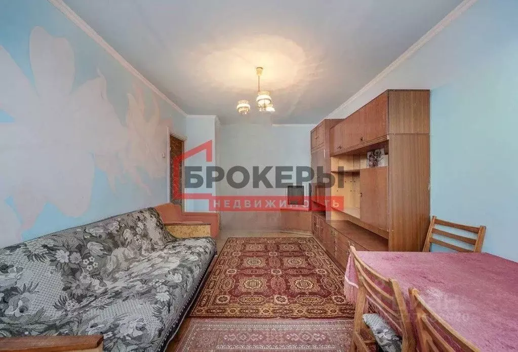 2-к кв. Севастополь пл. 50-летия СССР, 4/1 (46.1 м) - Фото 1