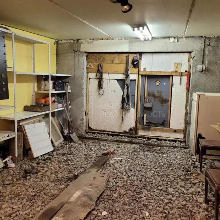 Гараж в Тюменская область, Тюмень ул. Клары Цеткин, 10 (18 м) - Фото 2