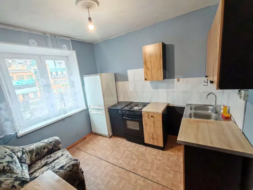 2-к. квартира, 52 м, 2/9 эт. - Фото 0