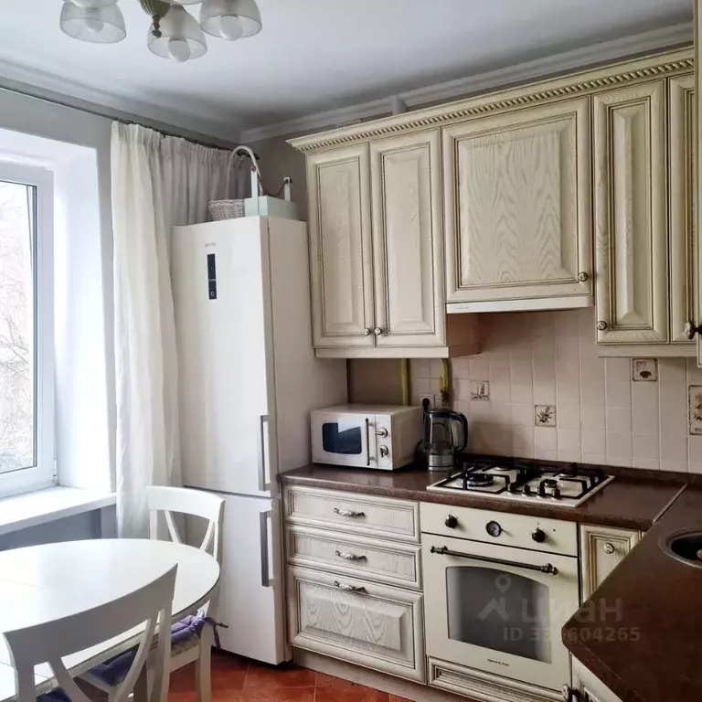 2-к кв. Москва ул. Сергея Макеева, 8 (56.0 м) - Фото 1