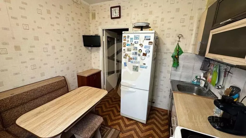 2-к кв. Белгородская область, Старый Оскол Восточный мкр, 2А (52.2 м) - Фото 2