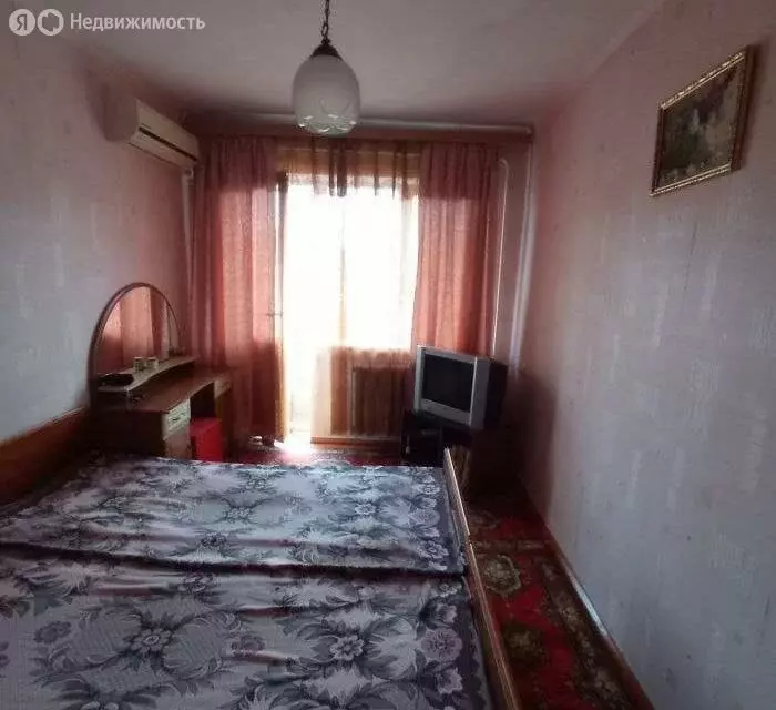 3-комнатная квартира: Евпатория, Интернациональная улица, 42 (65 м) - Фото 1