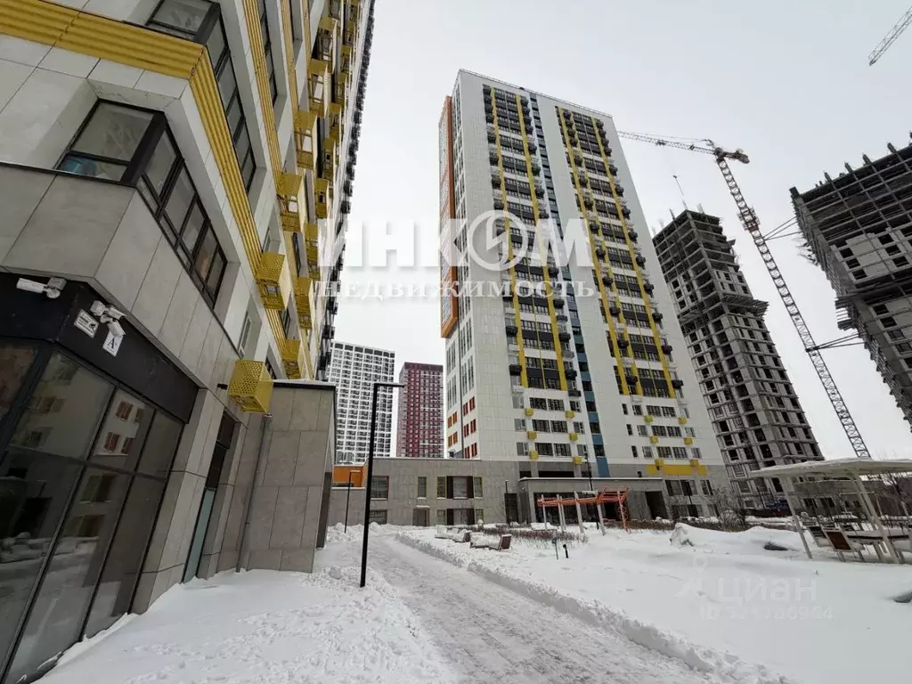 3-к кв. Московская область, Красногорск ул. Тенистых Аллей, 3к3 (75.2 ... - Фото 1