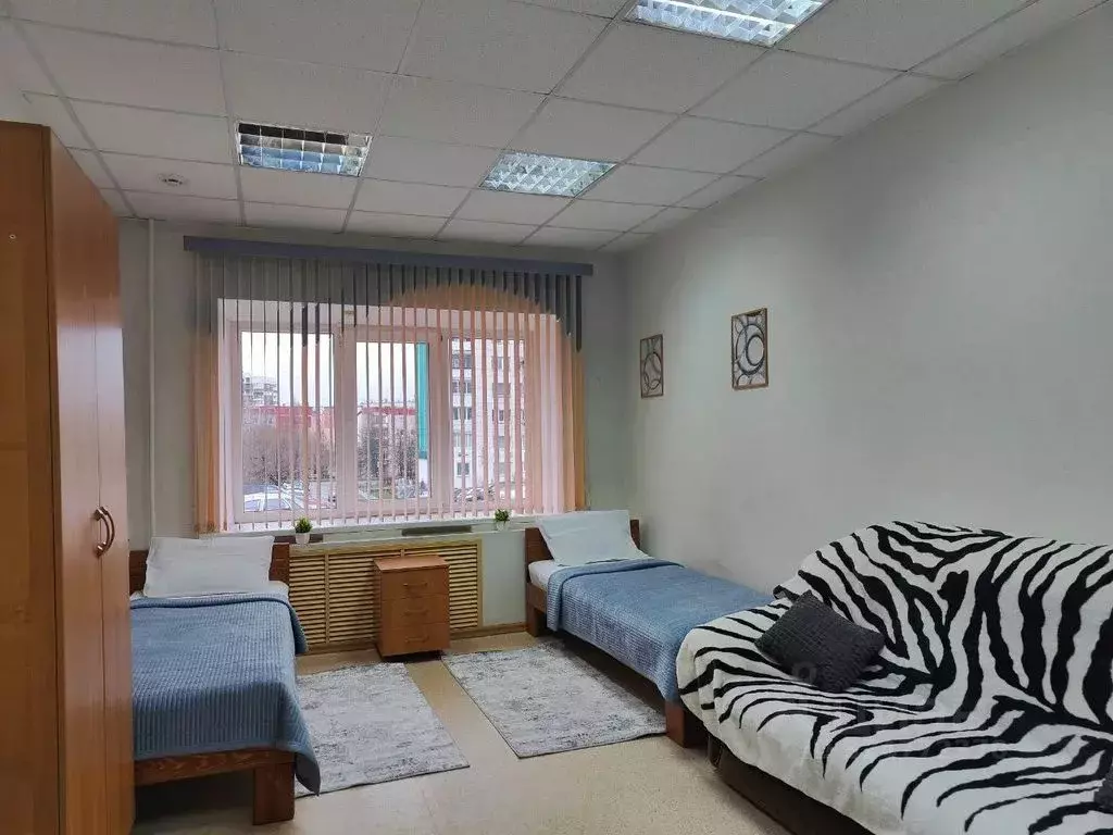 Комната Челябинская область, Миасс просп. Октября, 21 - Фото 1