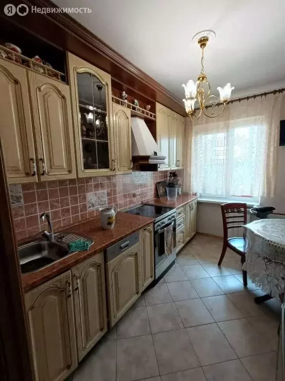 2-комнатная квартира: Иркутск, улица Маршала Конева, 20/18 (47 м) - Фото 0
