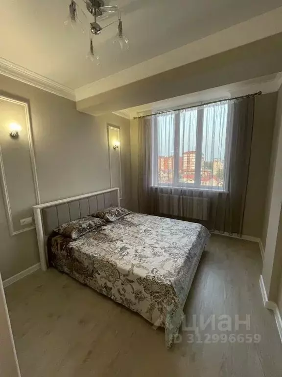 2-к кв. Дагестан, Махачкала ул. Гамзата Цадасы, 76 (70.0 м) - Фото 0