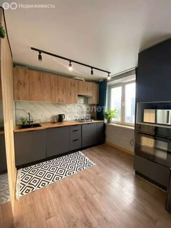 2-комнатная квартира: Челябинск, Комсомольский проспект, 50 (62.3 м) - Фото 1