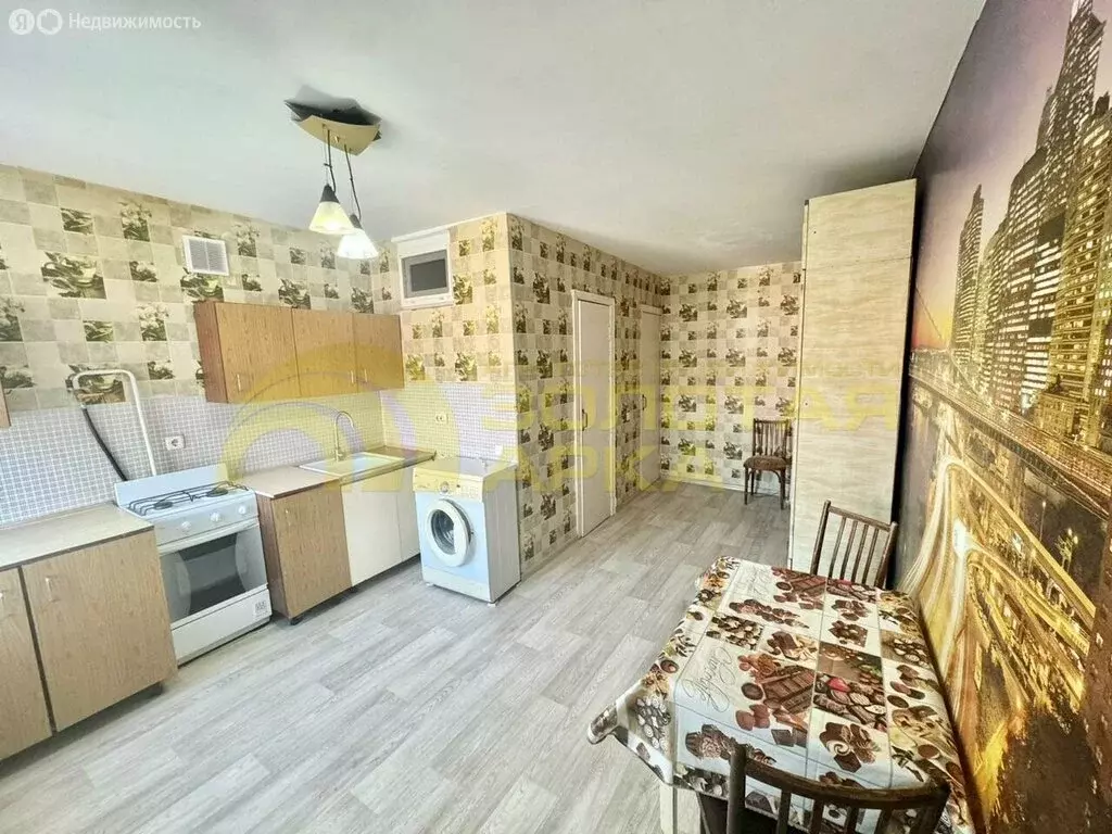 1-комнатная квартира: Полтавская, Красная улица, 131 (42.3 м) - Фото 0