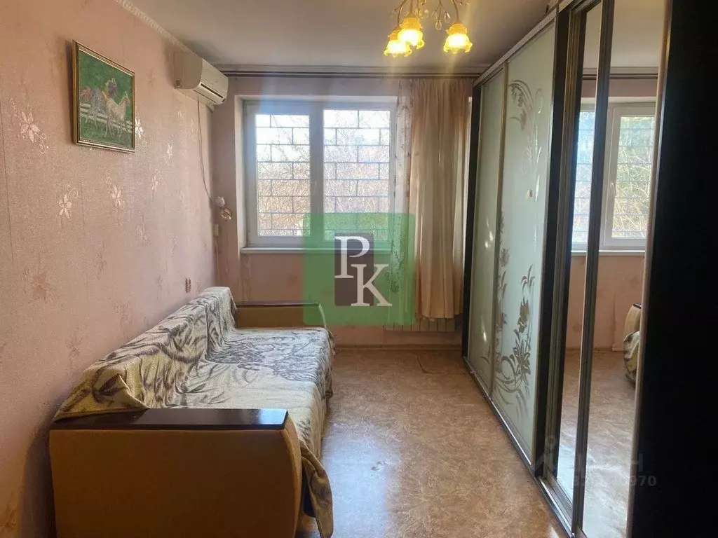 Комната Севастополь ул. Героев Подводников, 6 (16.2 м) - Фото 1