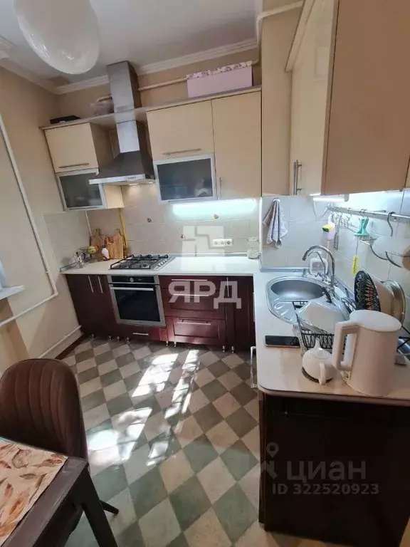 4-к кв. Ростовская область, Новочеркасск пер. Кривопустенко (80.0 м) - Фото 1